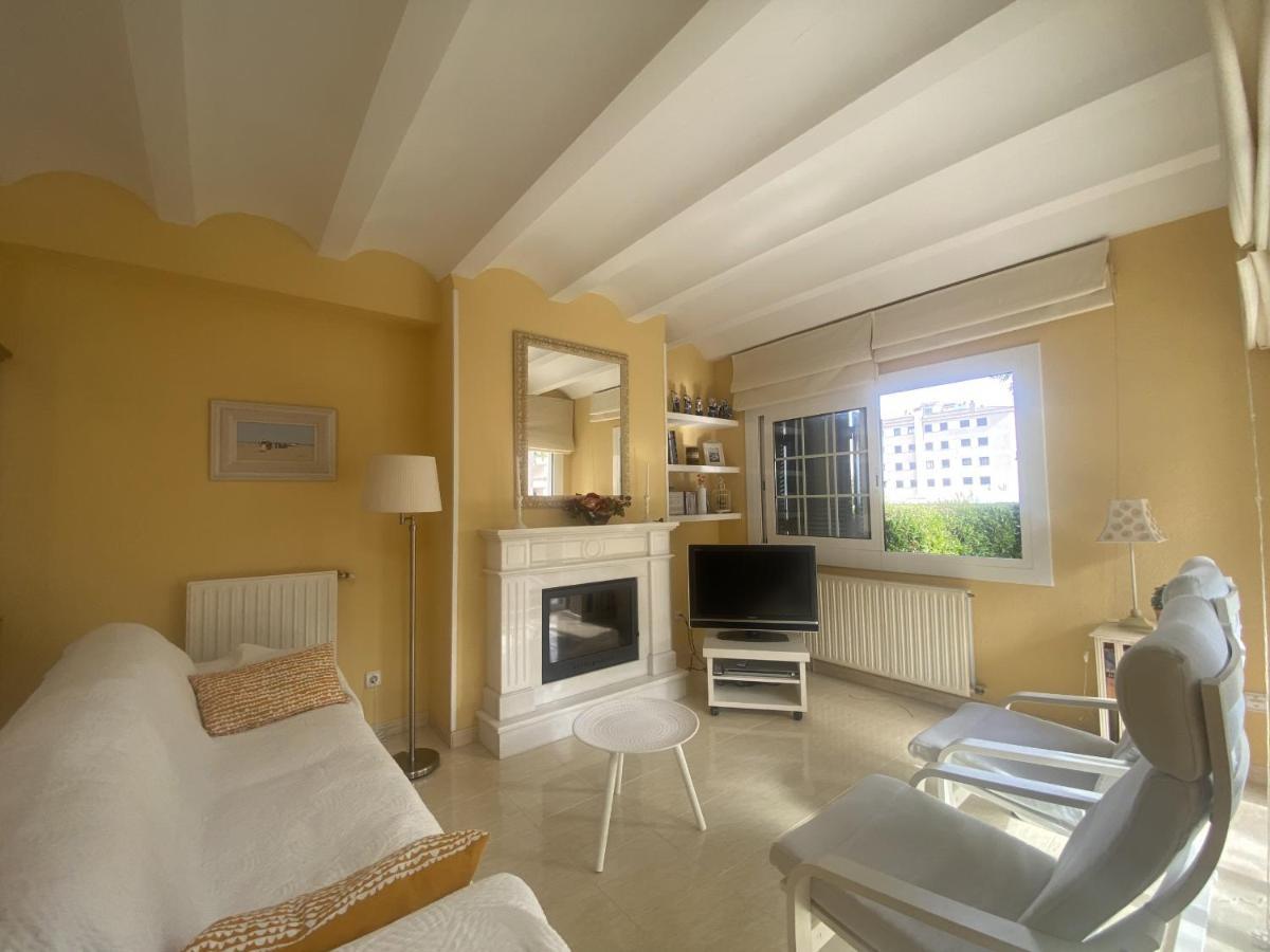 R17 Casa Merce Rodoreda Calafell Exterior foto